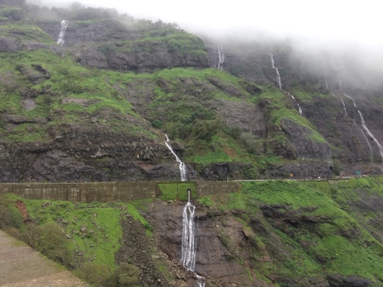Malshej Ghat_Malshej_falls_1